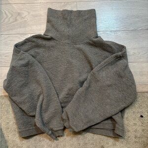Lululemon turtle neck